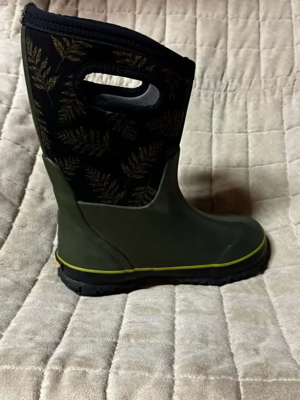 Kids Bogs Classic Fern Leaf Waterproof Rain Boots Size 2